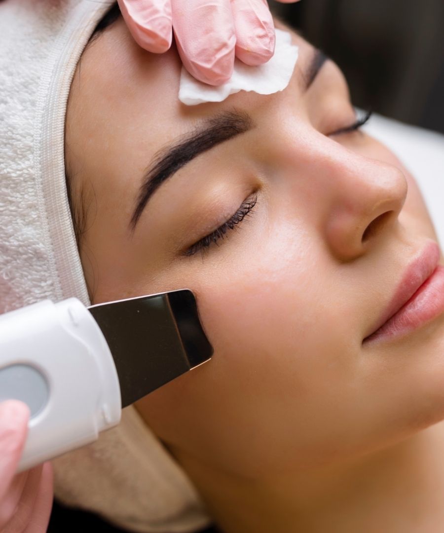 trattamento viso con ultrasuoni